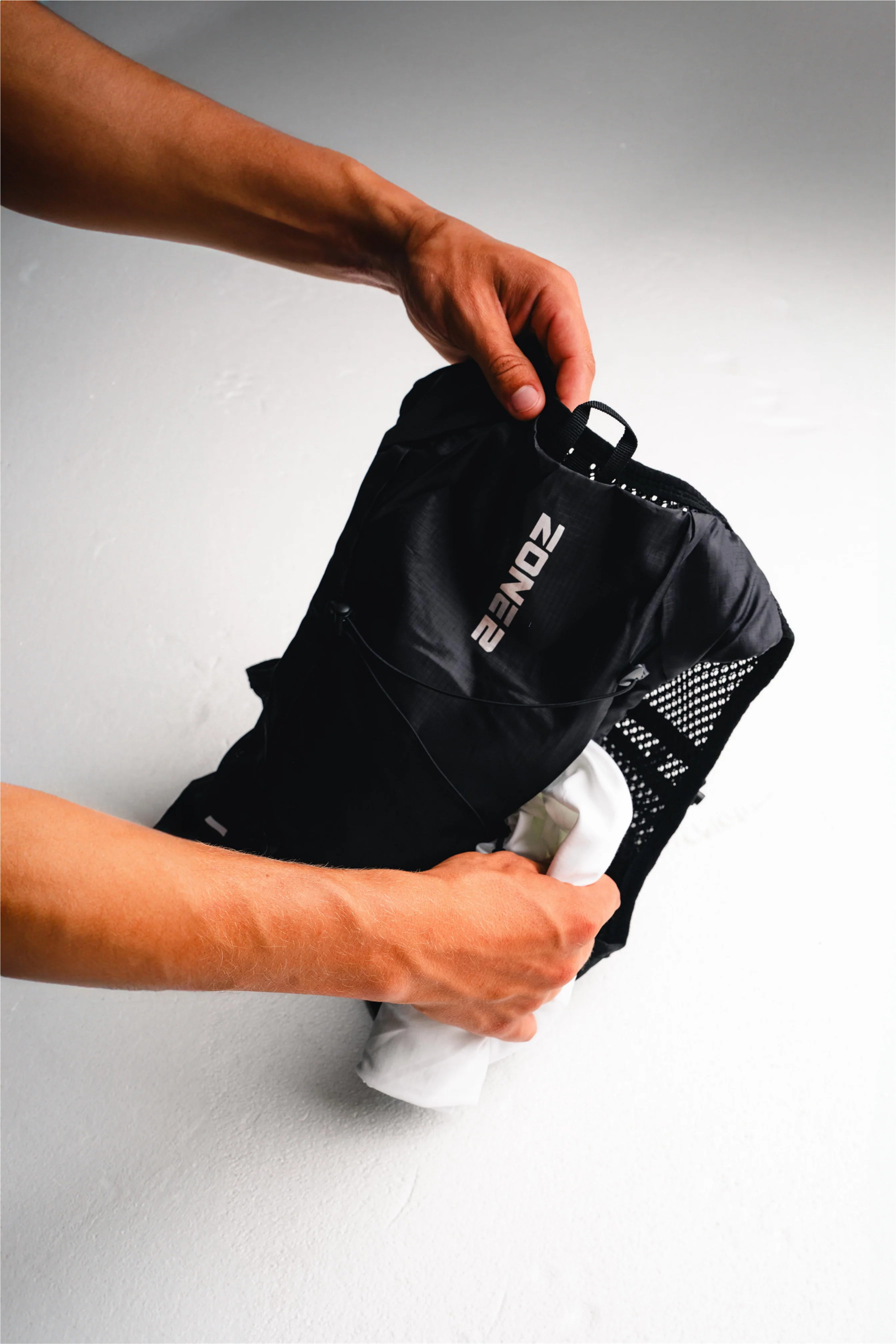 Running Vest - Image 8